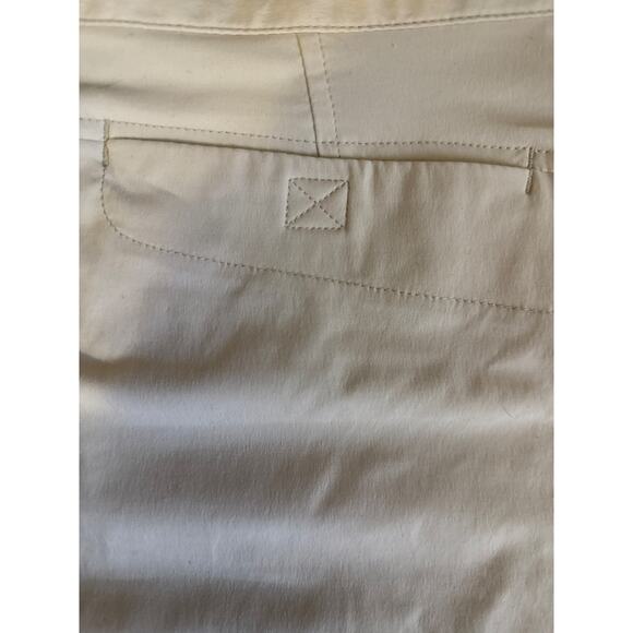 EDDIE BAUER - NEW WITH TAGS- skort size 10 - Picture 4 of 6